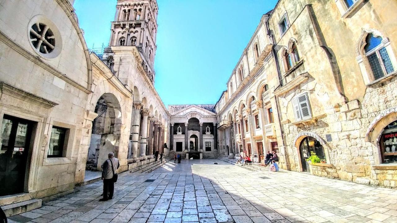 Znjanski Vidici Tonka سبليت المظهر الخارجي الصورة